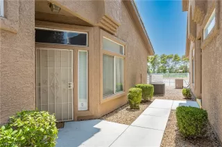 Photo #4: 2314929 Listing 