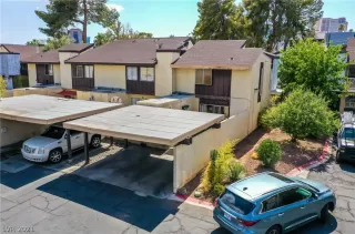 Photo #1: 2314934 Listing