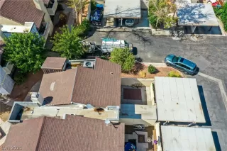 Photo #3: 2314934 Listing