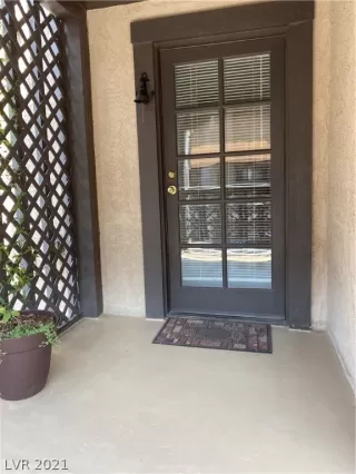 Photo #4: 2314937 Listing 