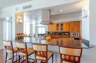 Photo #6: 2314938 Listing 