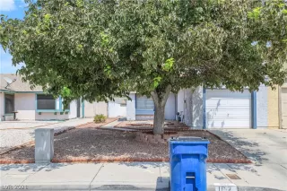 Photo #1: 2314939 Listing