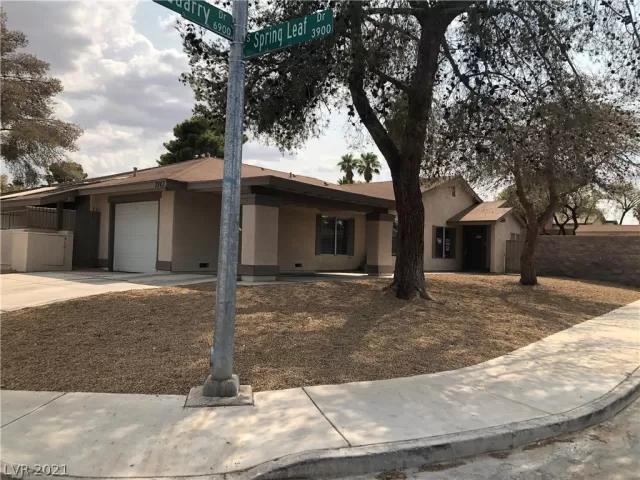 MLS: 2314979 Condo For Sale