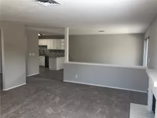 Photo #2: 2314979 Listing