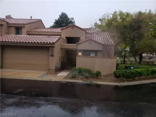 Photo #1: 2315018 Listing 