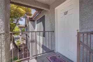 Photo #3: 2315043 Listing