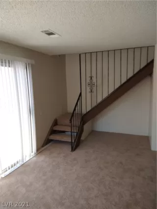 Photo #3: 2315061 Listing 