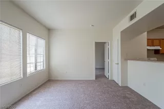 Photo #2: 2315094 Listing 