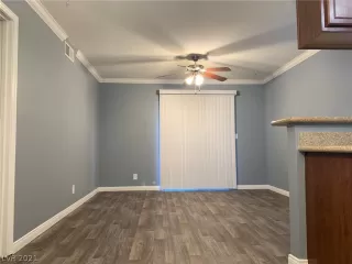 Photo #3: 2315130 Listing