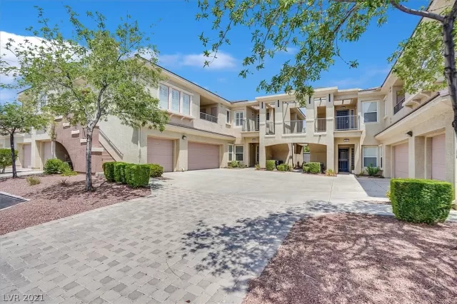 MLS: 2315139 Condo For Sale