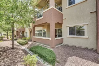 Photo #6: 2315139 Listing 