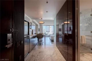 Photo #2: 2315147 Listing