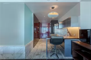 Photo #5: 2315147 Listing