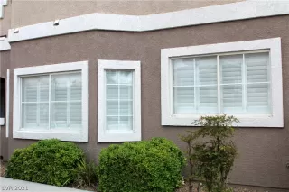 Photo #4: 2315219 Listing