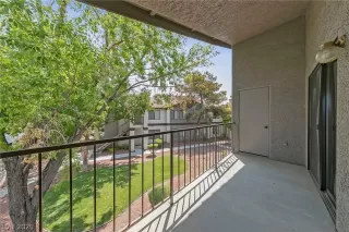 Photo #1: 2315248 Listing 