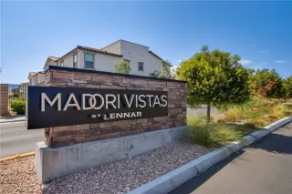 Photo #1: 2315267 Listing 