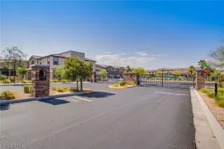 Photo #6: 2315267 Listing 