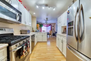 Photo #6: 2315269 Listing 