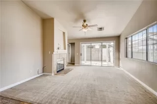 Photo #3: 2315287 Listing