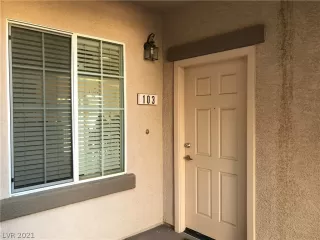 Photo #2: 2315377 Listing