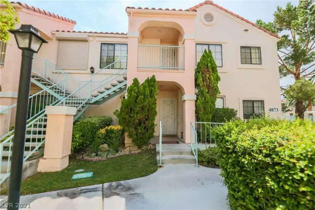 MLS: 2315485 Condo For Sale