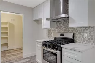 Photo #1: 2315493 Listing