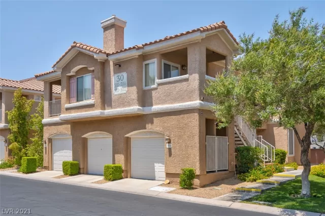 MLS: 2315525 Condo For Sale