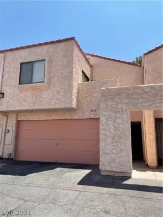 Photo #3: 2315544 Listing