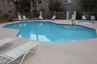 Photo #2: 2315564 Listing 