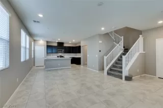 Photo #3: 2315571 Listing 