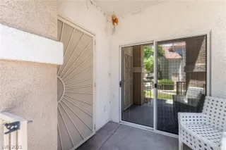 Photo #1: 2315615 Listing 