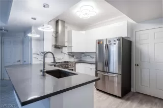 Photo #6: 2315615 Listing 