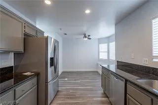 Photo #5: 2315682 Listing 