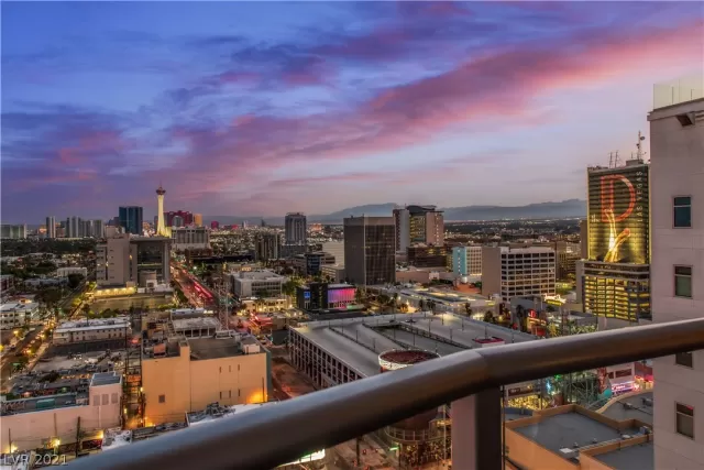 MLS: 2315708 Condo For Sale