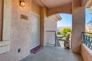 Photo #1: 2315714 Listing