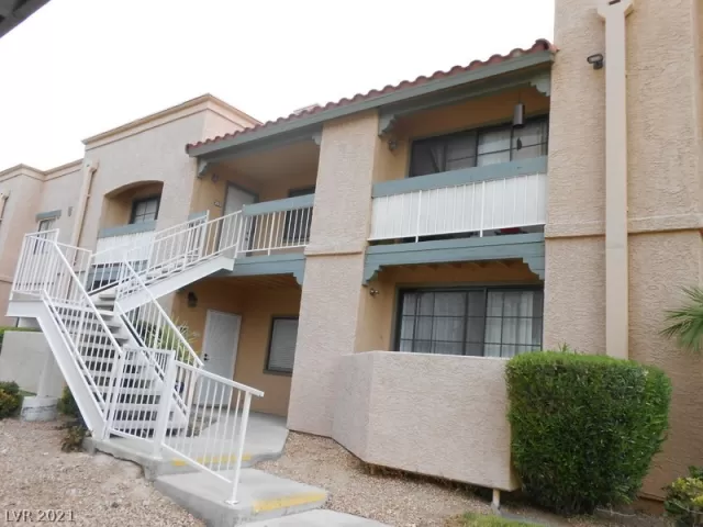 MLS: 2315770 Condo For Sale