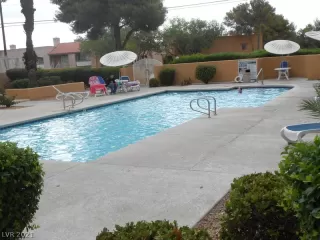 Photo #2: 2315770 Listing 