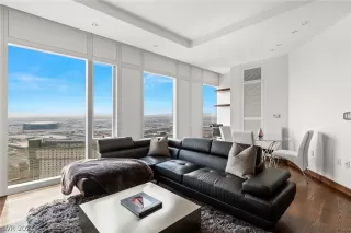 Photo #2: 2315779 Listing 