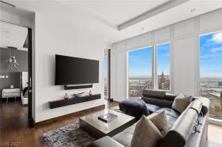 Photo #4: 2315779 Listing 