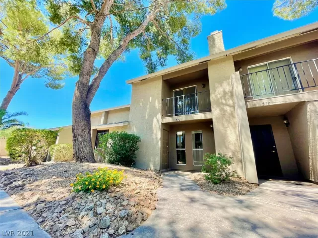 MLS: 2315863 Condo For Sale