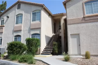 Photo #1: 2315916 Listing