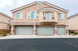 Photo #1: 2315926 Listing 