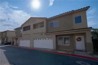 Photo #1: 2315936 Listing