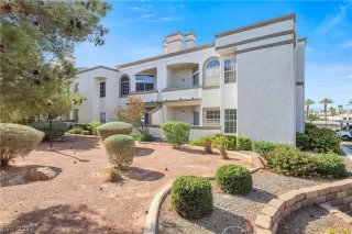 Photo #2: 2315948 Listing 