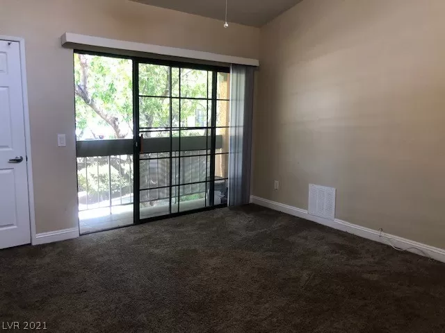 MLS: 2315959 Condo For Sale