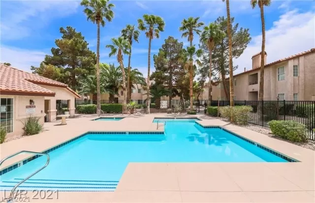 MLS: 2315965 Condo For Sale