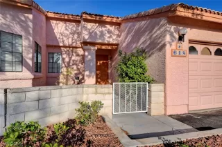 Photo #3: 2315977 Listing