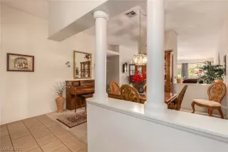 Photo #3: 2316012 Listing 