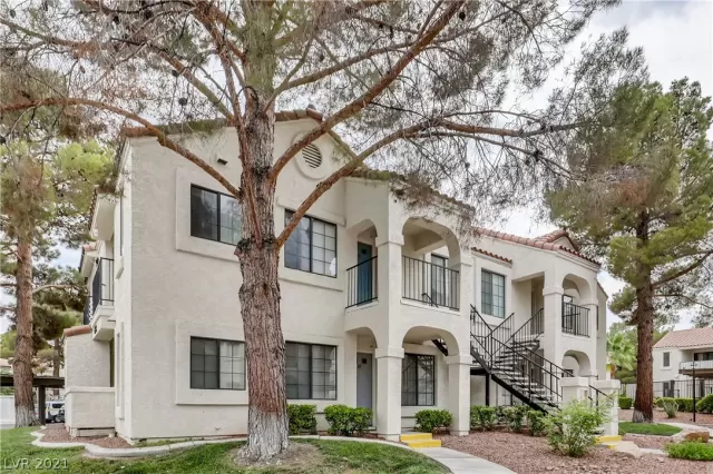 MLS: 2316014 Condo For Sale