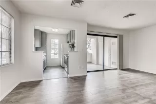 Photo #1: 2316014 Listing